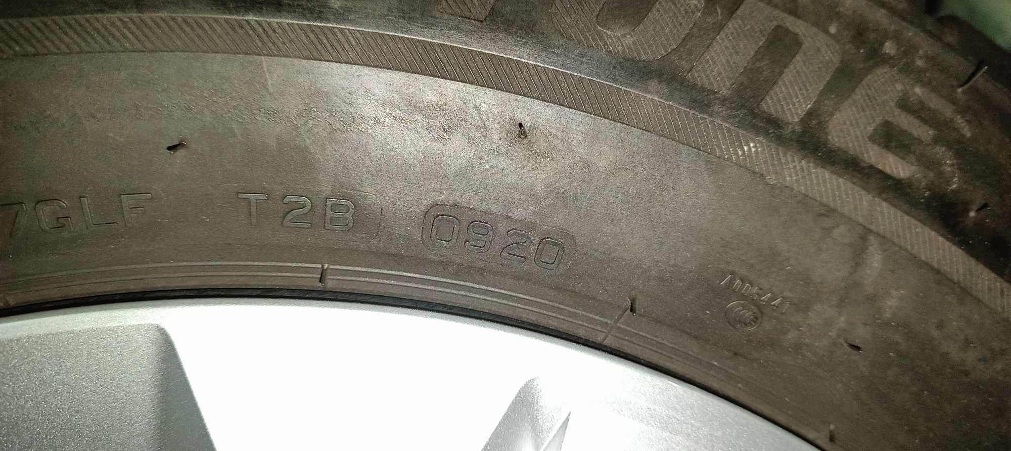 Комплект зимових колес 215/65R17 Bridgestone