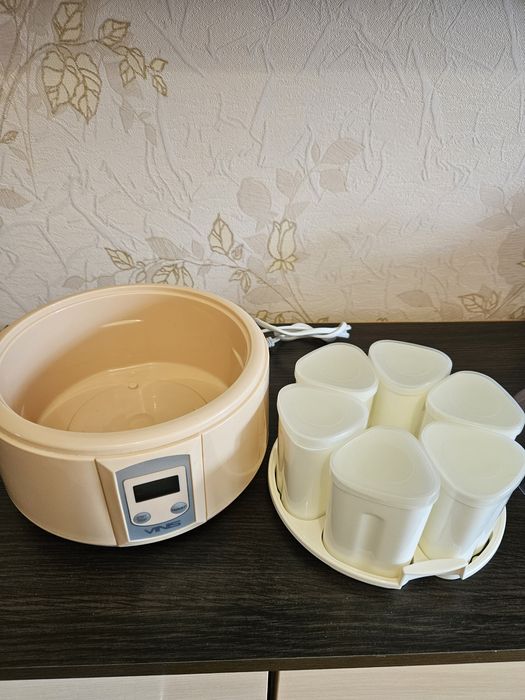 Продам йогуртницу VINIS VY-6000 В рабочем состоянии