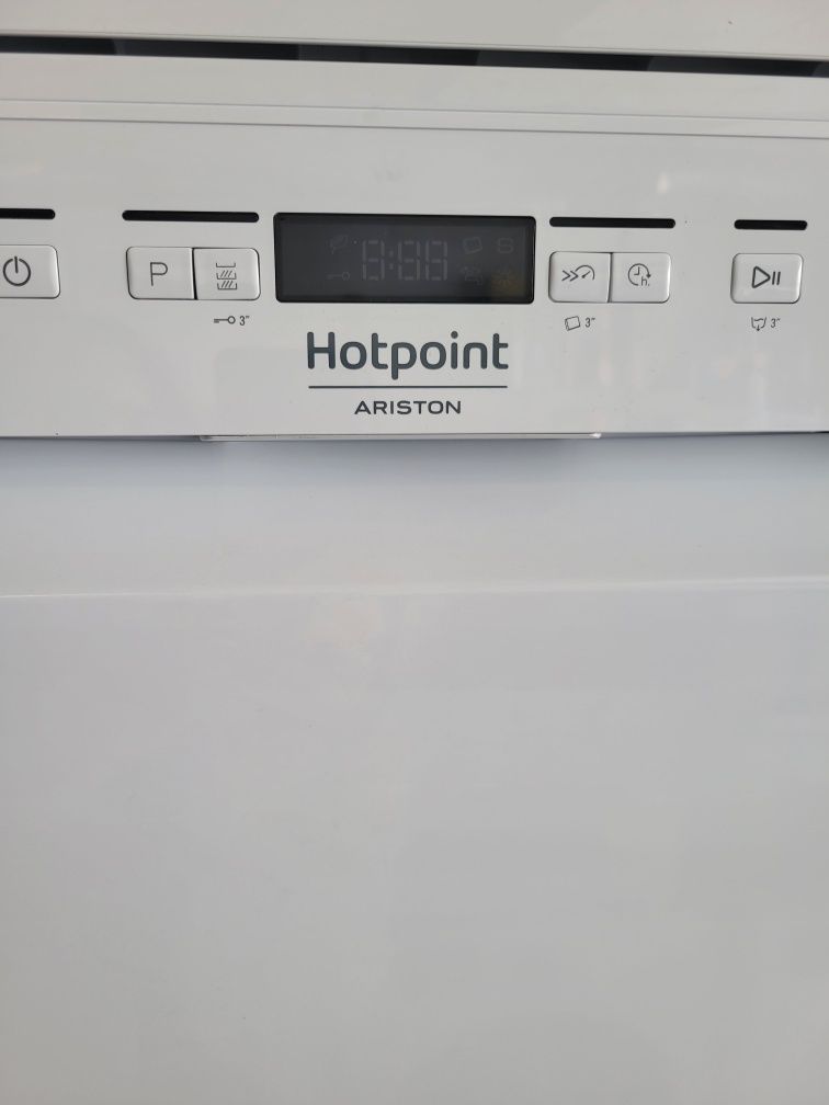 Máquina de lavar Loiça  Ariston hotpoint