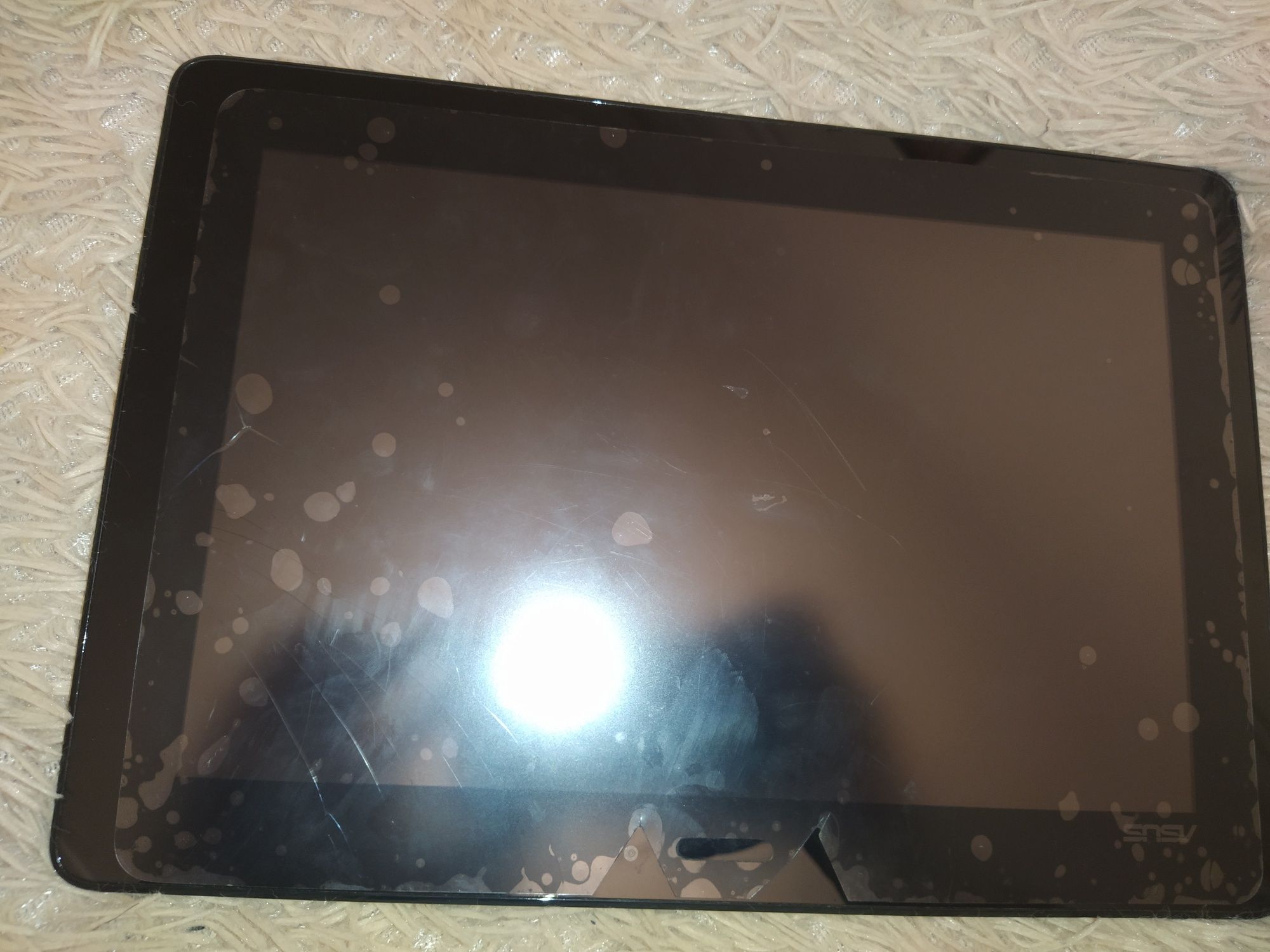 Планшет,Asus Memo Pad,K001