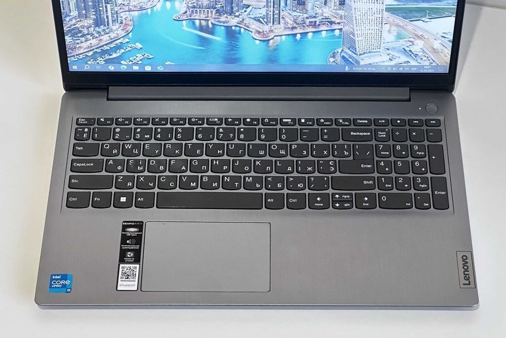 Lenovo 15ITL6 IPS 15,6, i5-1135G7, 20/512ГБ, Intel XE, Ноутбук 6 годин