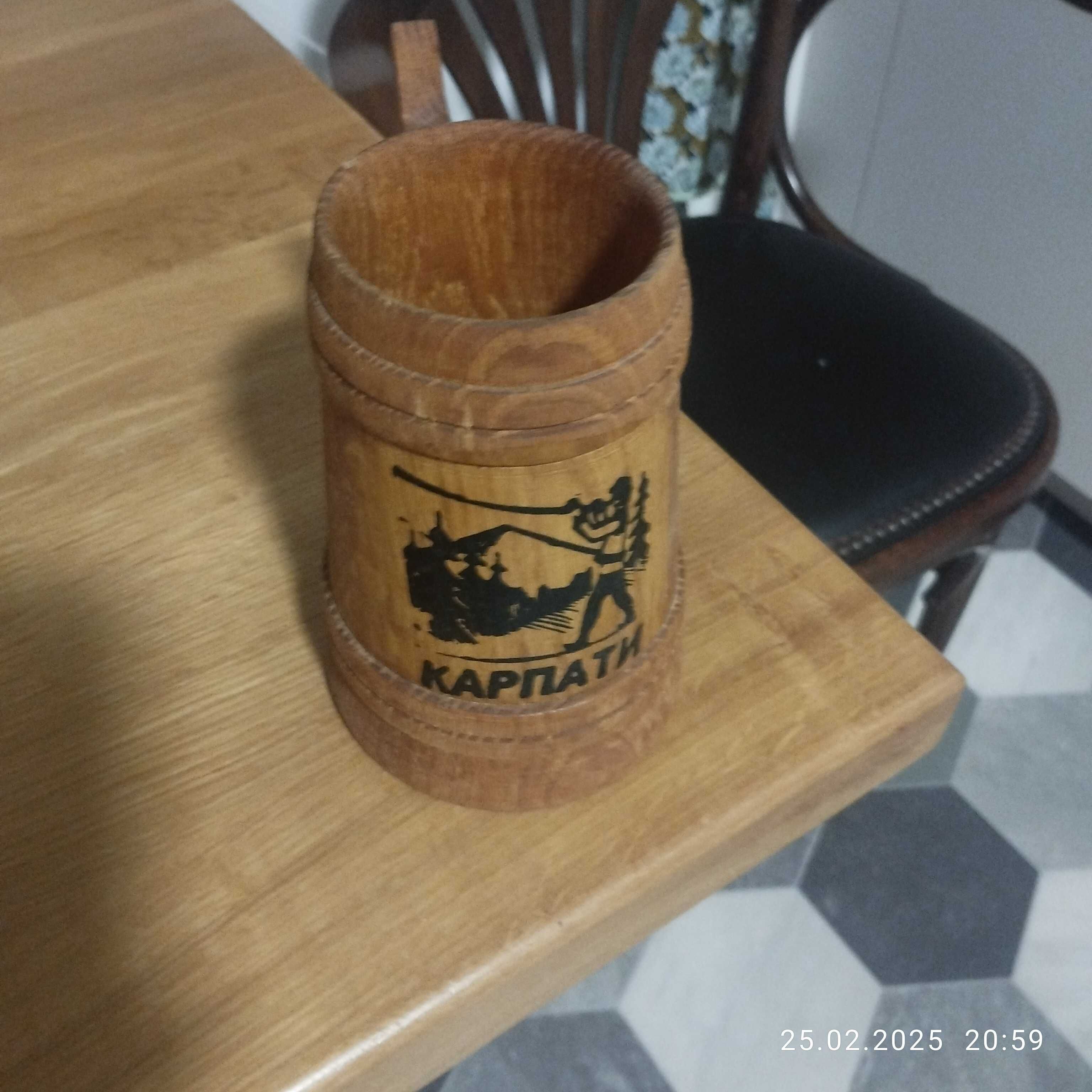 Кухоль деревяний сувенірний