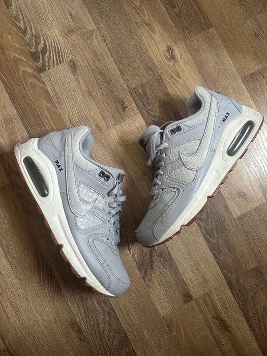 Кросівки Nike p41 устілка 26,5см