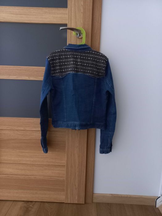 Kurtka jeansowa ze wzorkiem marki Sinsay rozmiar S