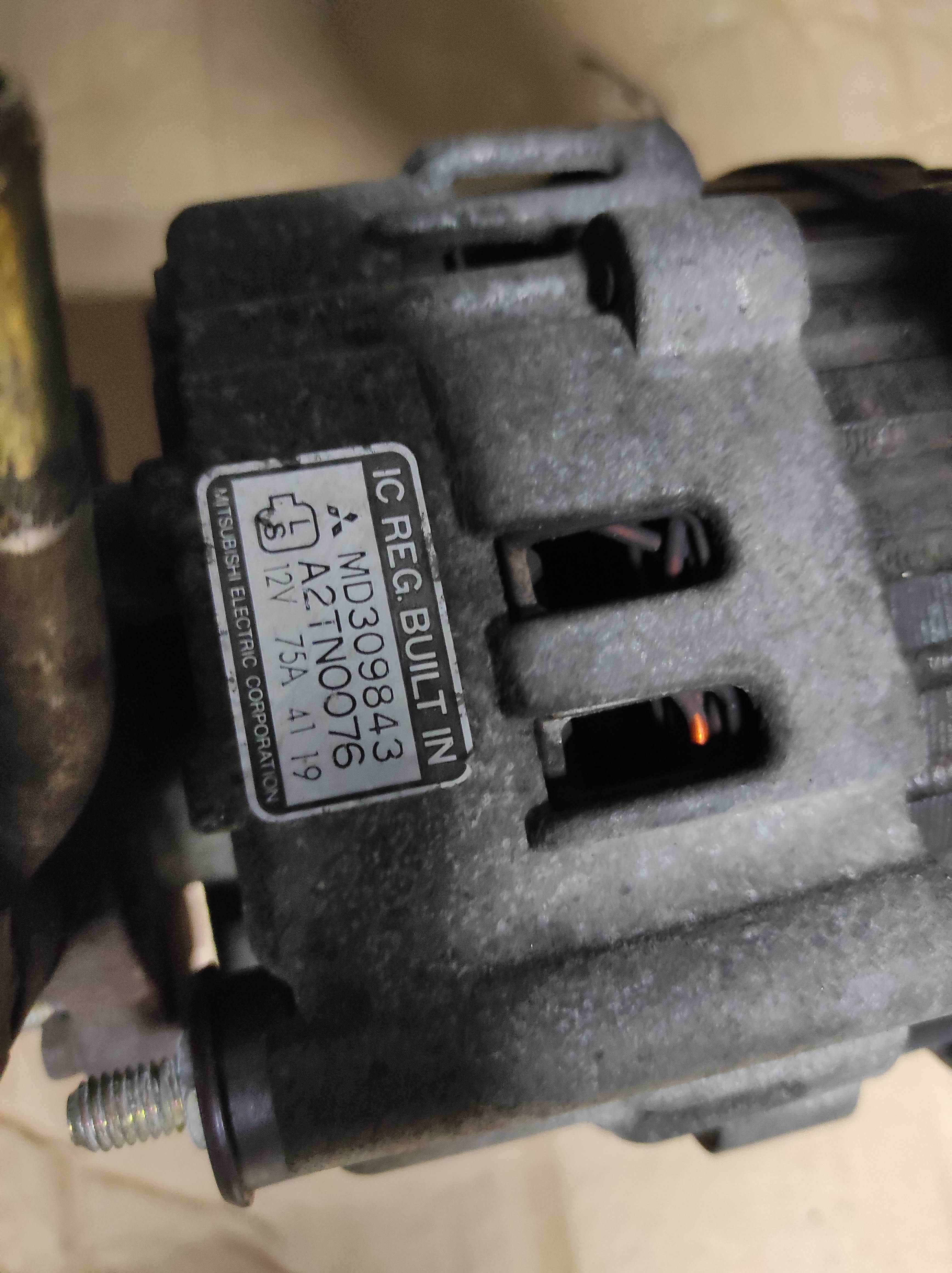 Alternator Mitsubishi Space Wagon 2,0 TD