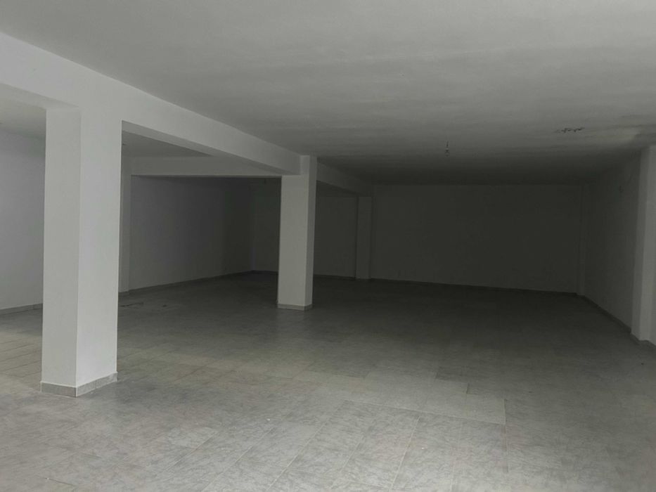 Loja/ Garagem com 256m2 para alugar