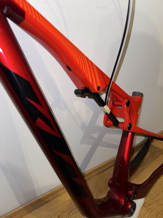 Rama KTM Scarp Prime 120mm Full Suspension Carbon MTB rozm. S