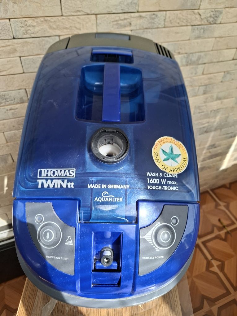 Миючий пилосос THOMAS TWIN TT з аквафільтром.