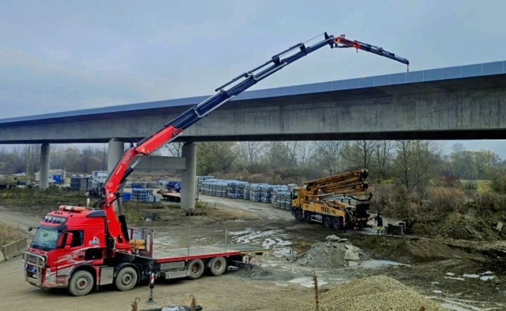 Usługi dźwigowe 10t transportowe HDS 33m kontenery maszyny galsta.pl