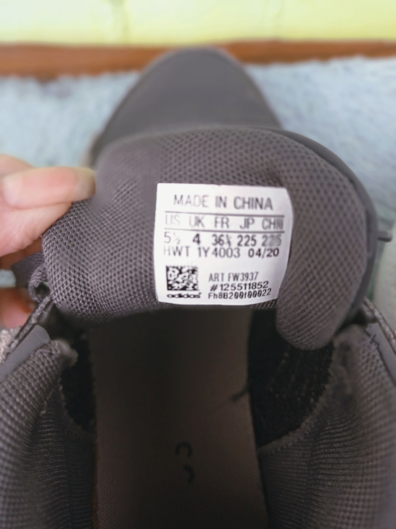 Adidas кроссовки originals p.36,5