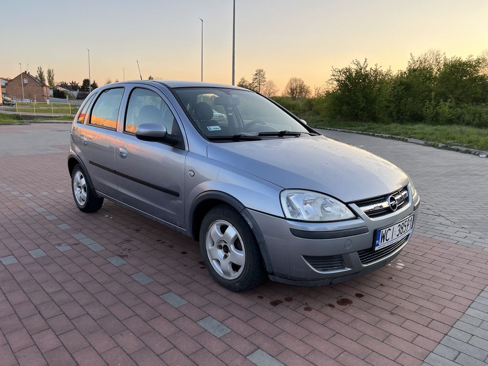 Opel corsa C avtomat 2004