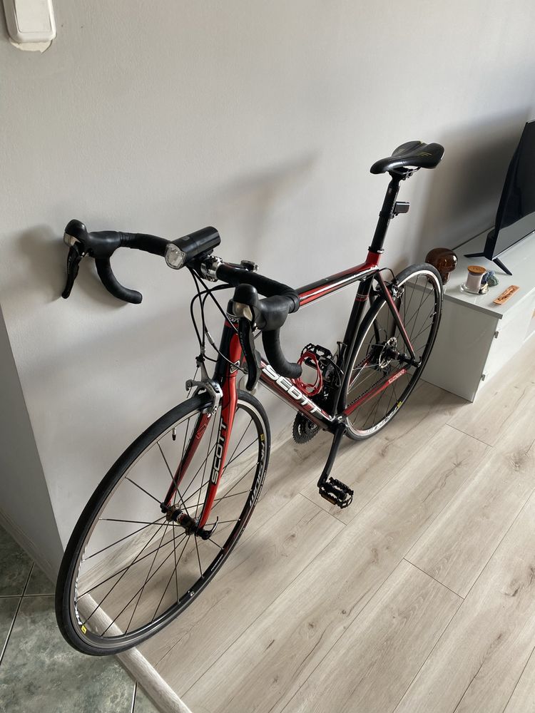 Rower szosowy Scott Addict R2