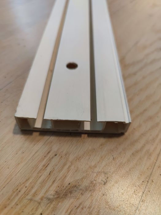 Карниз потолок скрытый двойной