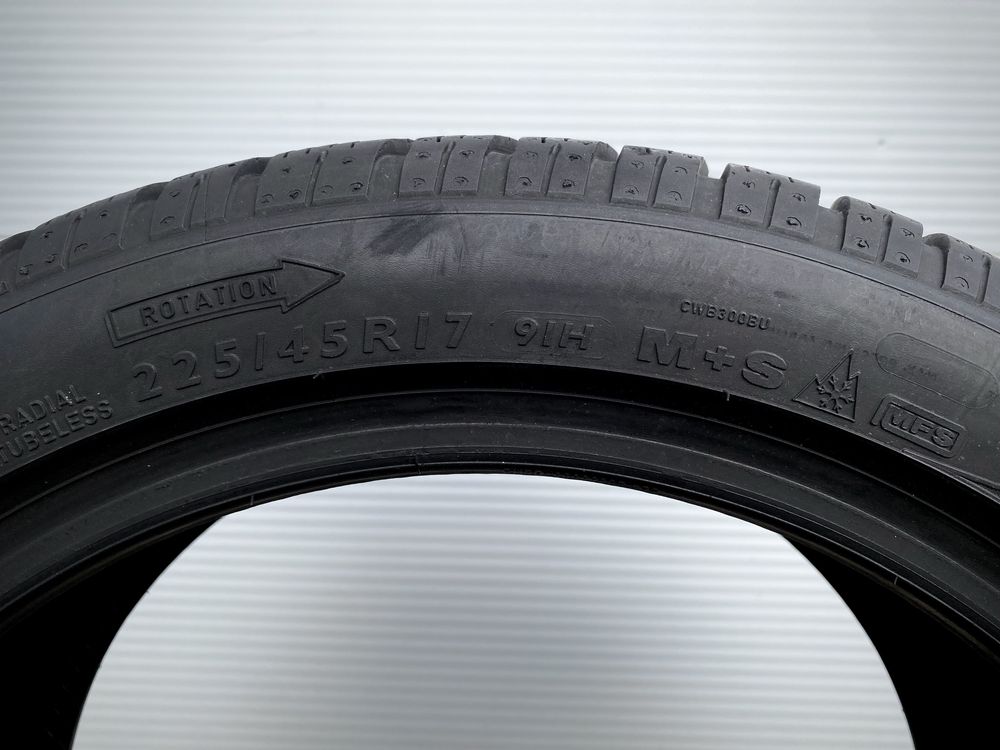 4x 225/45/17 Dunlop SP WinterSport 3D DSST / 2020r 6,3mm / GWARANCJA