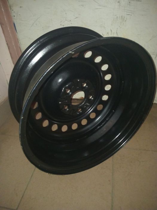 Продам комплект дисков r17