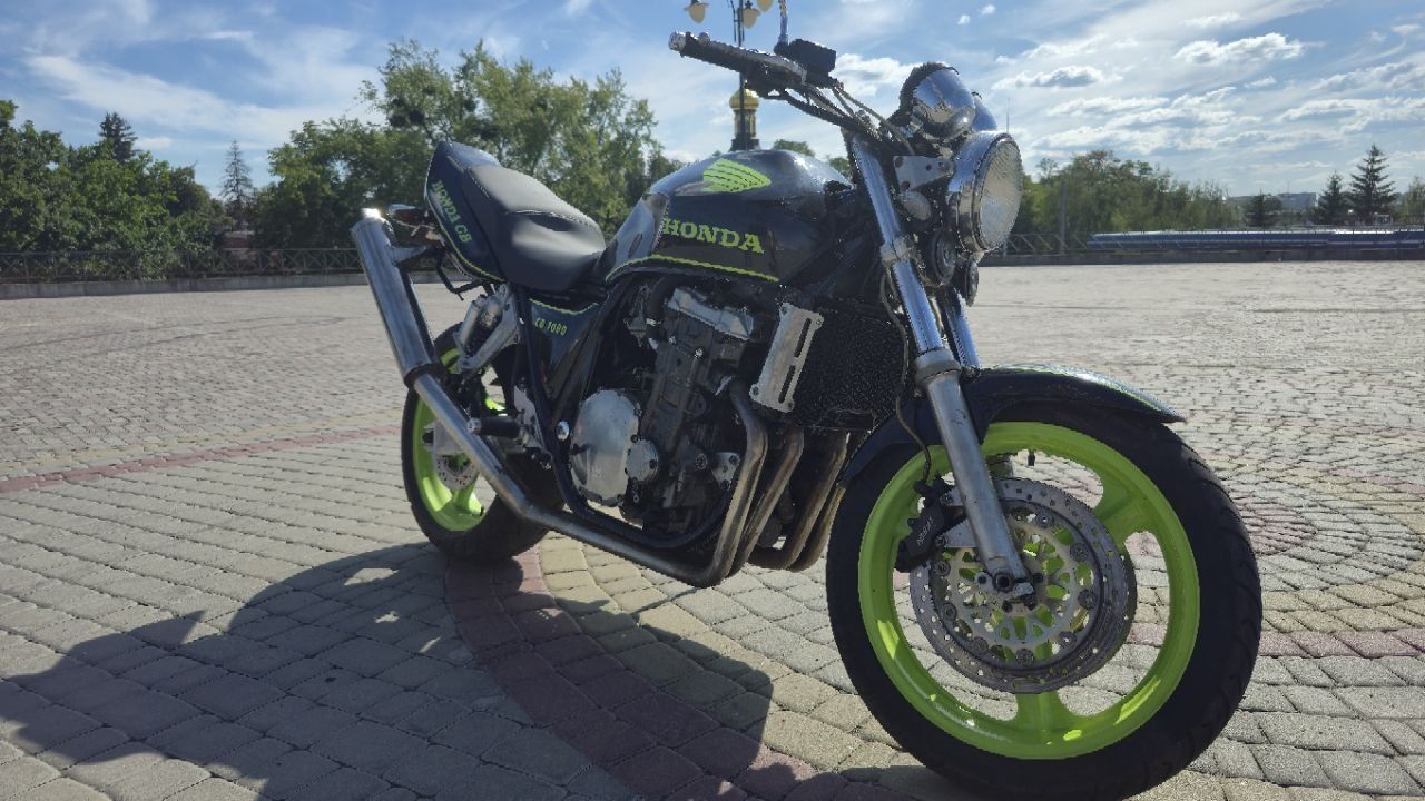 Мотоцикл Хонда СВ 1000sf