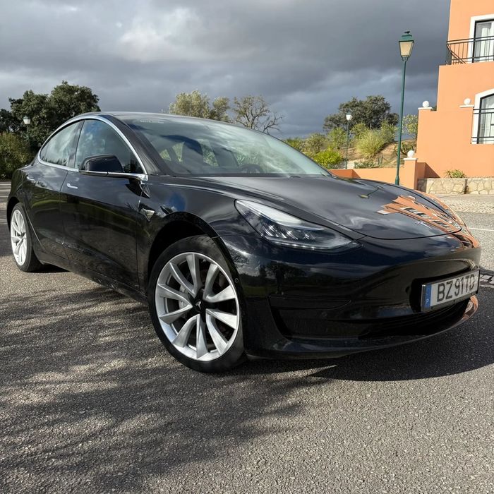 Tesla Model 3 Standard Range Plus RWD