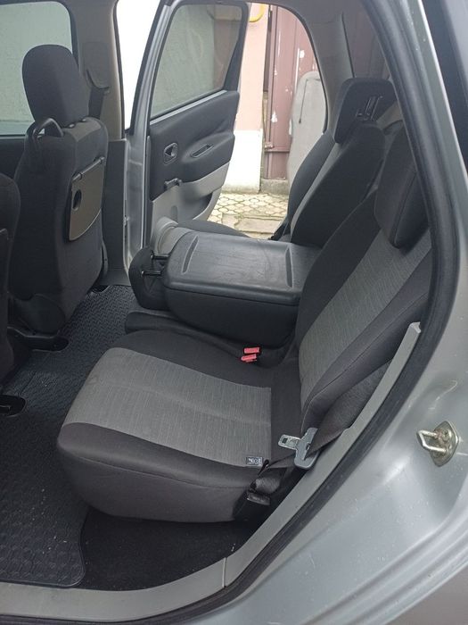 Продаю Renault Megane Scenic II, 2005 року, 1.6 бензин