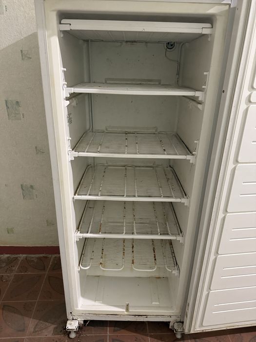 Продам морозильную камеру Атлант