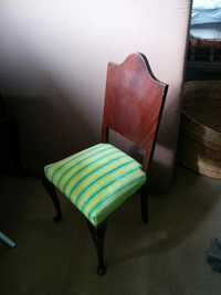 Cadeira Queen Anne em Mogno