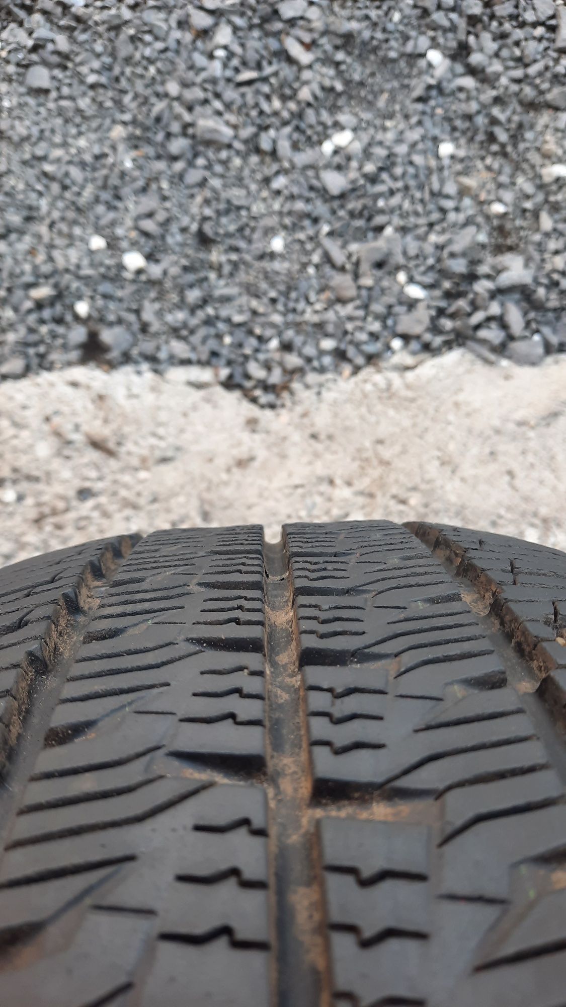 Continental 225/55 R17 C VanContact 4Season 7.3 mm