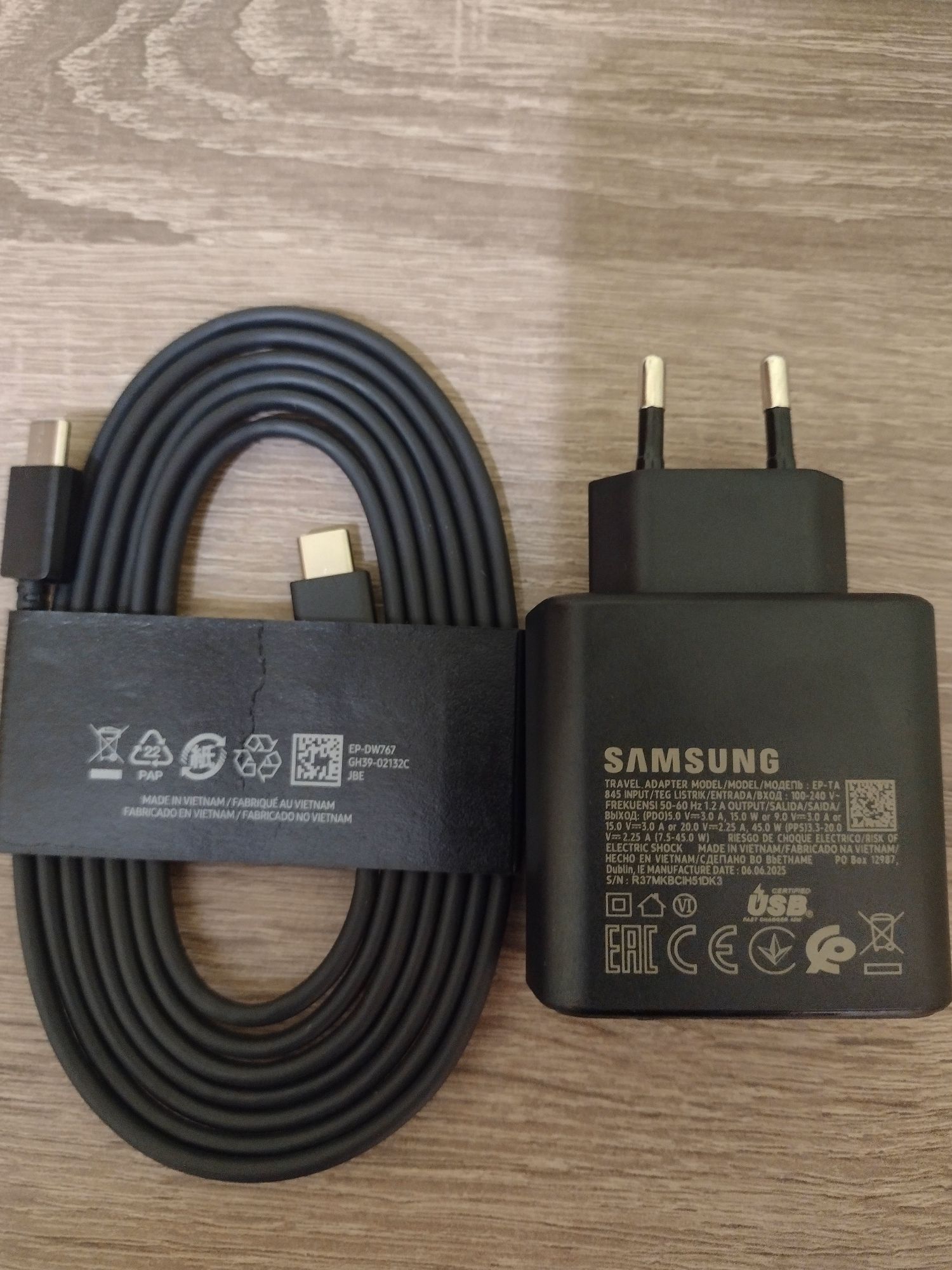 Швидкісна зарядка 45w Samsung PD кабель 1.8м . type C. Original