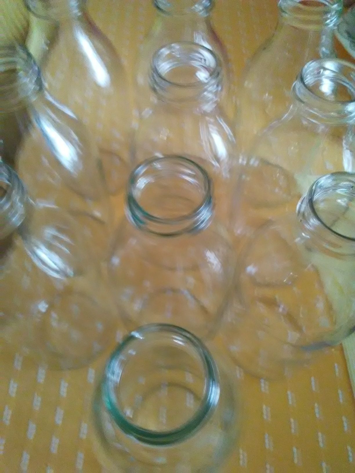 20 garrafas (frascos) de vidro