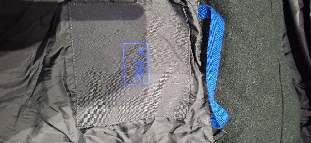 Kurtka 4F ciepla jak nowa XXl