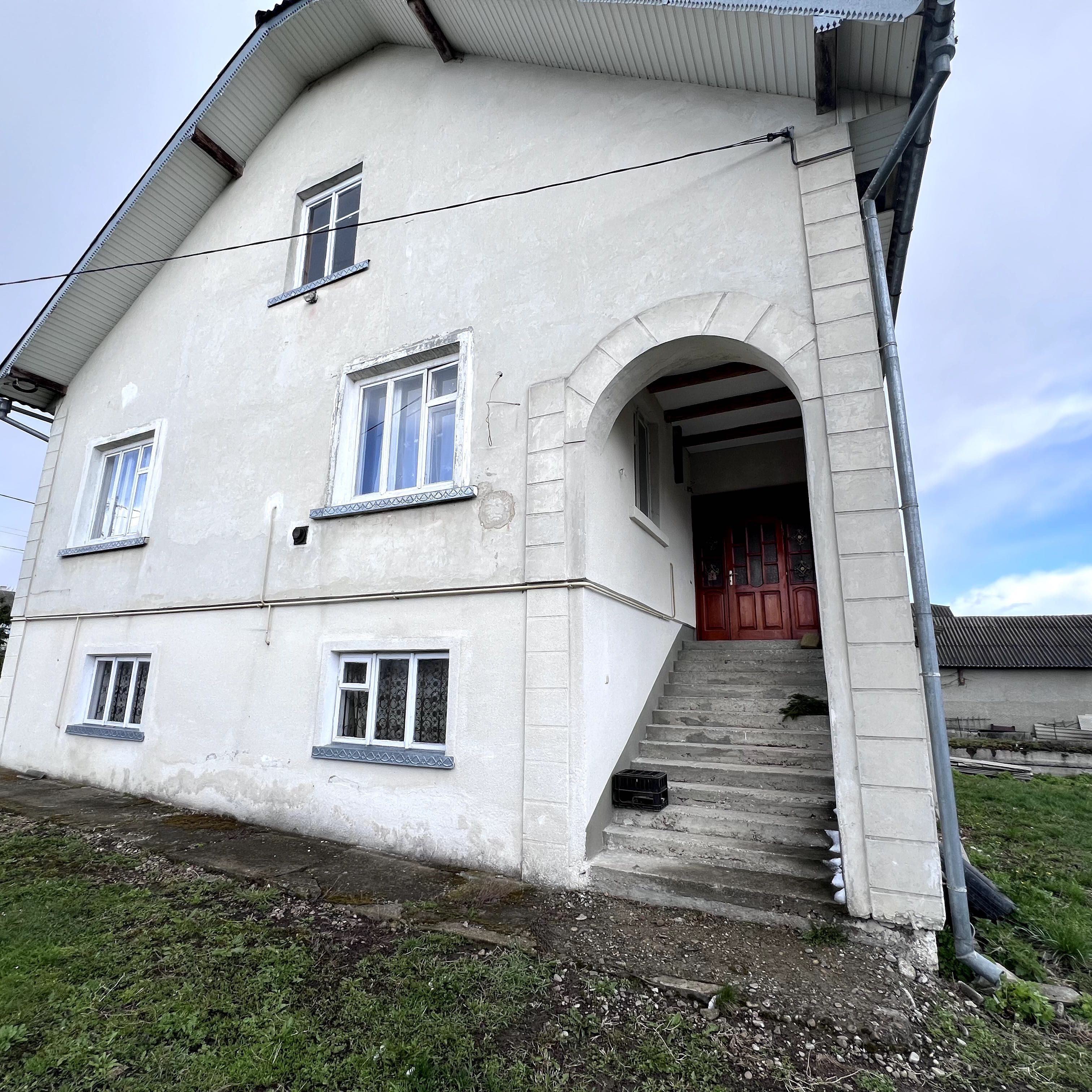 Продаж будинку з земельною ділянкою в с.Сілець