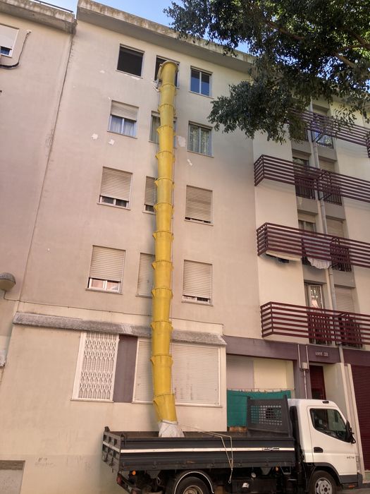 entulho e entregas de material de construcao