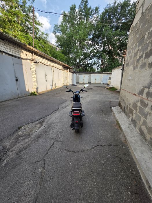 Електроскутер в Оренду