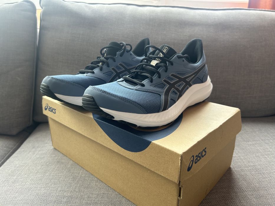 Чоловічі кросівки Asics