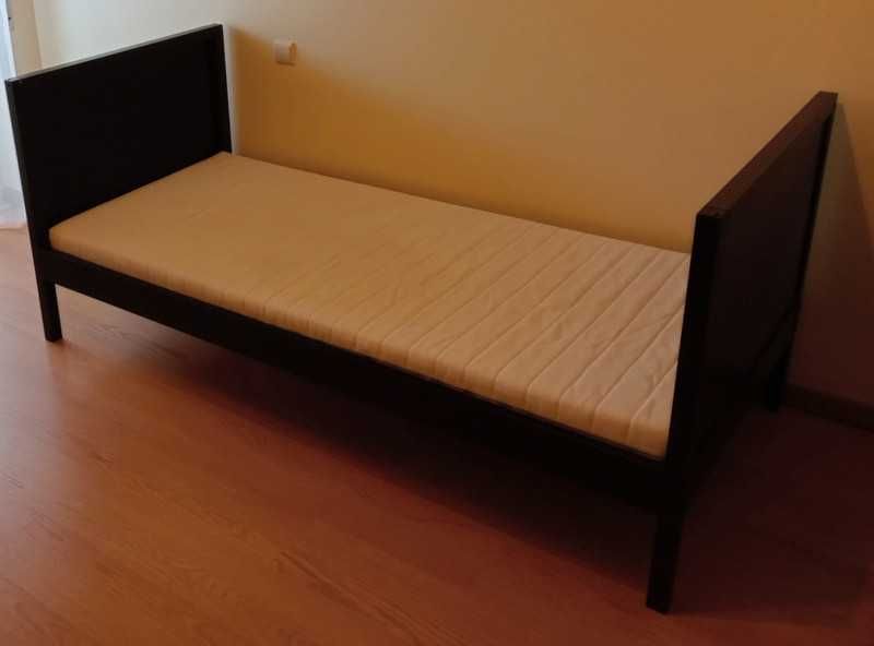 Cama para criança ou jovem
