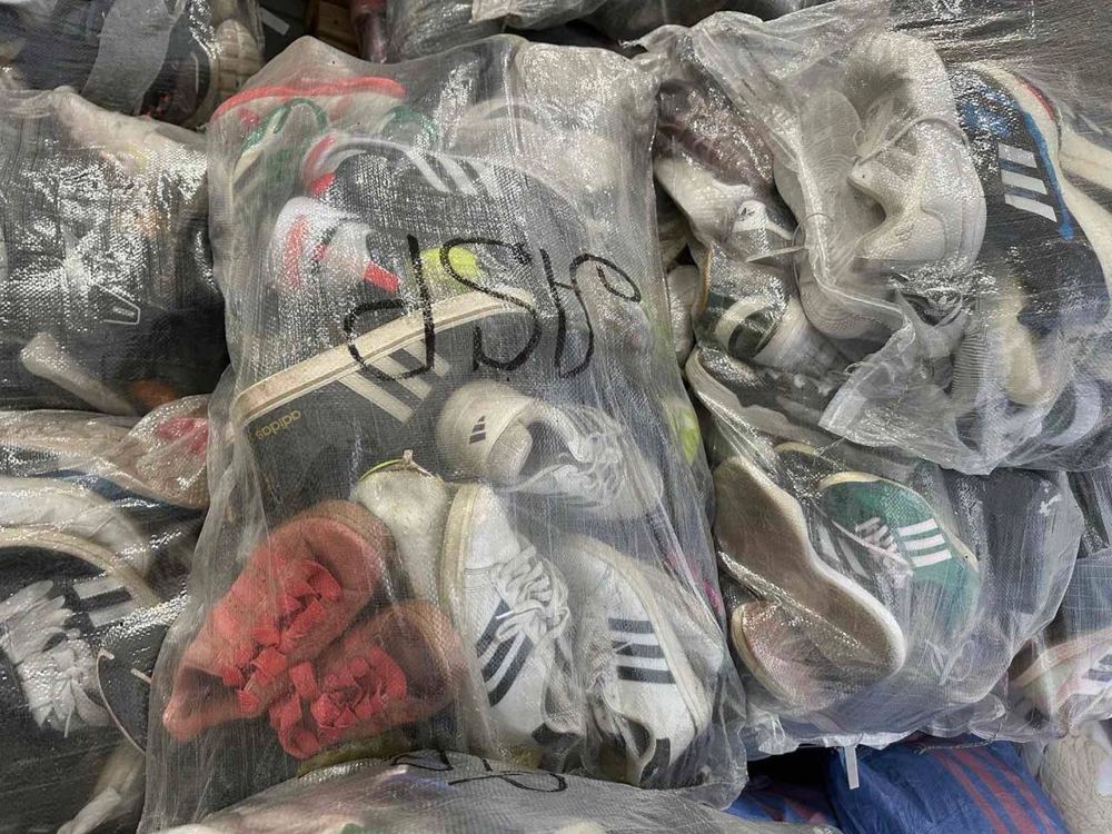 Оптом / купити кросівки оптом Adidas / Reebok