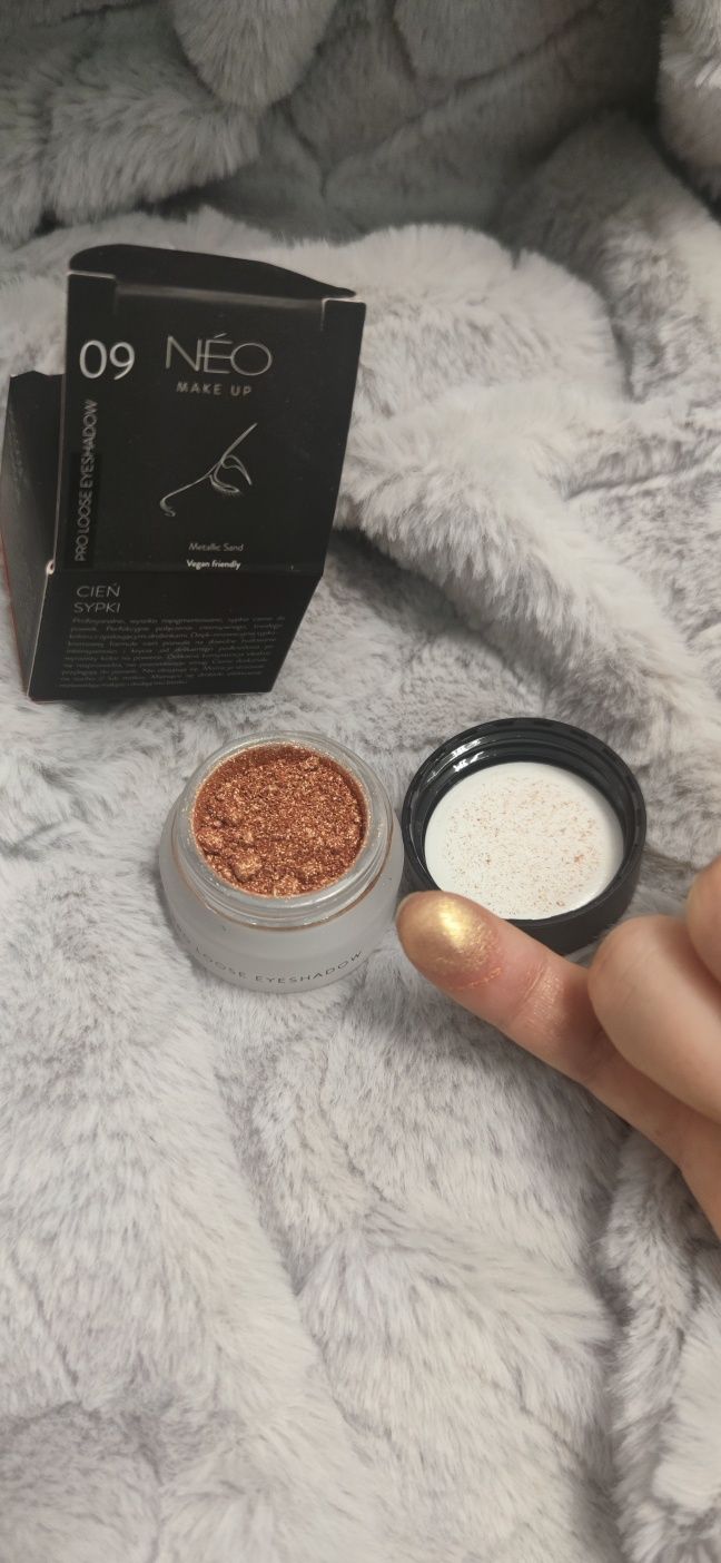 Cień sypki NEO makeup metaliczny złoty 09