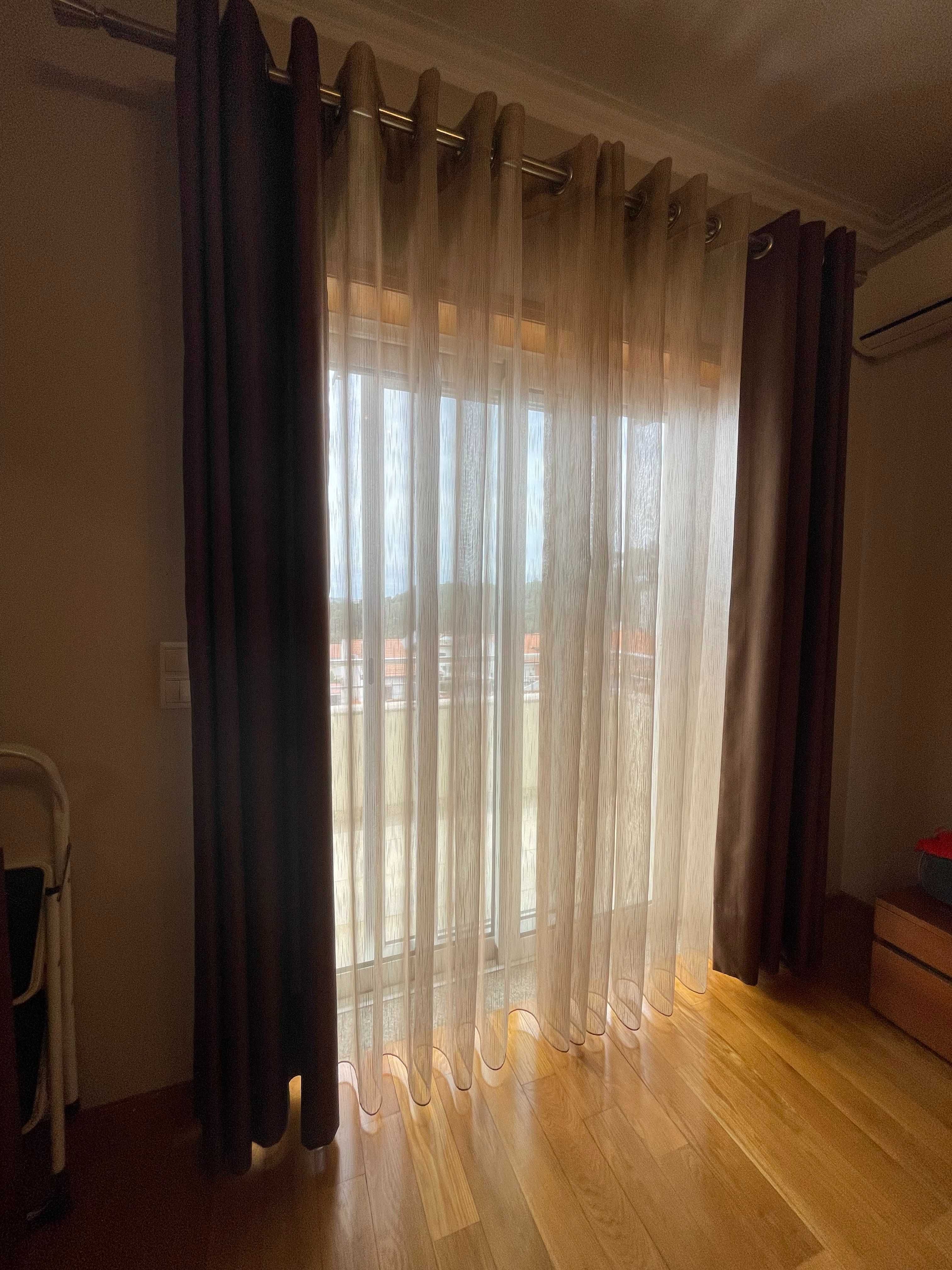 Cortinas - como novas