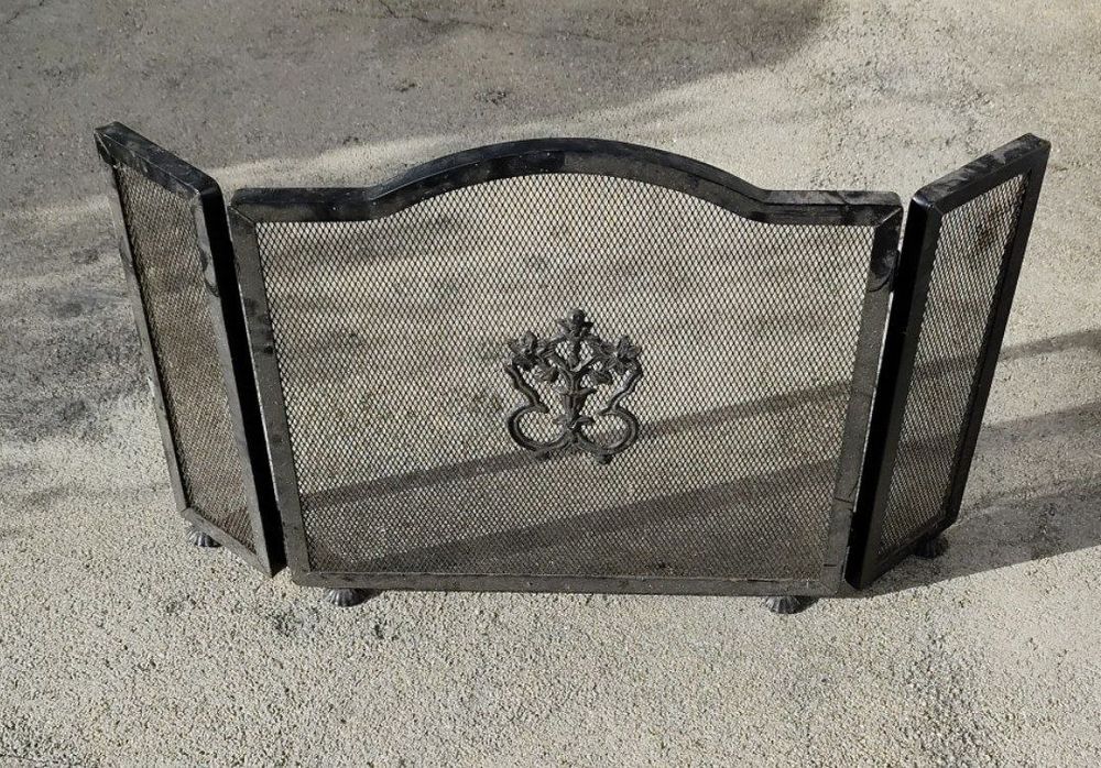 Tampa frente de lareira