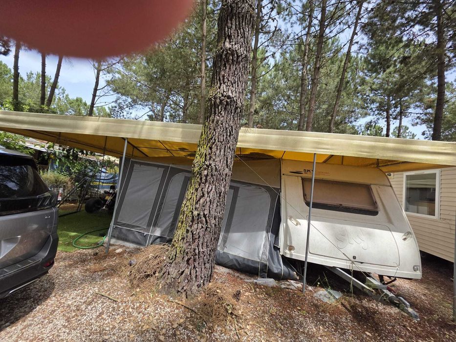 Vende-se Roulote