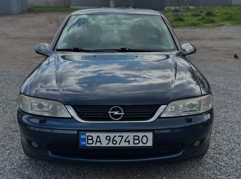 Опель векира б 2002