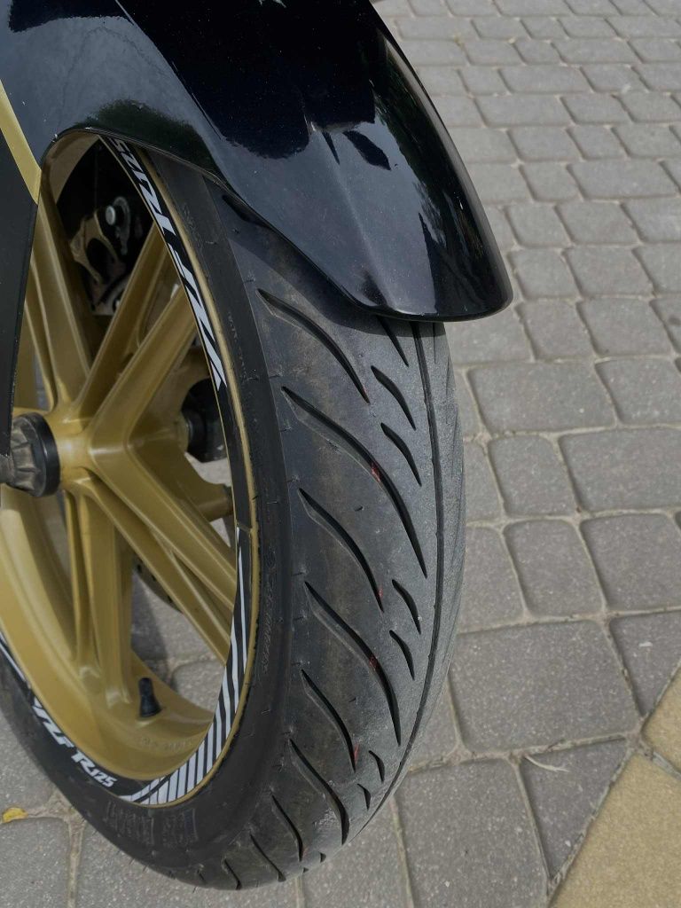 Sprzedam motocykl Yamaha yzf-r125
