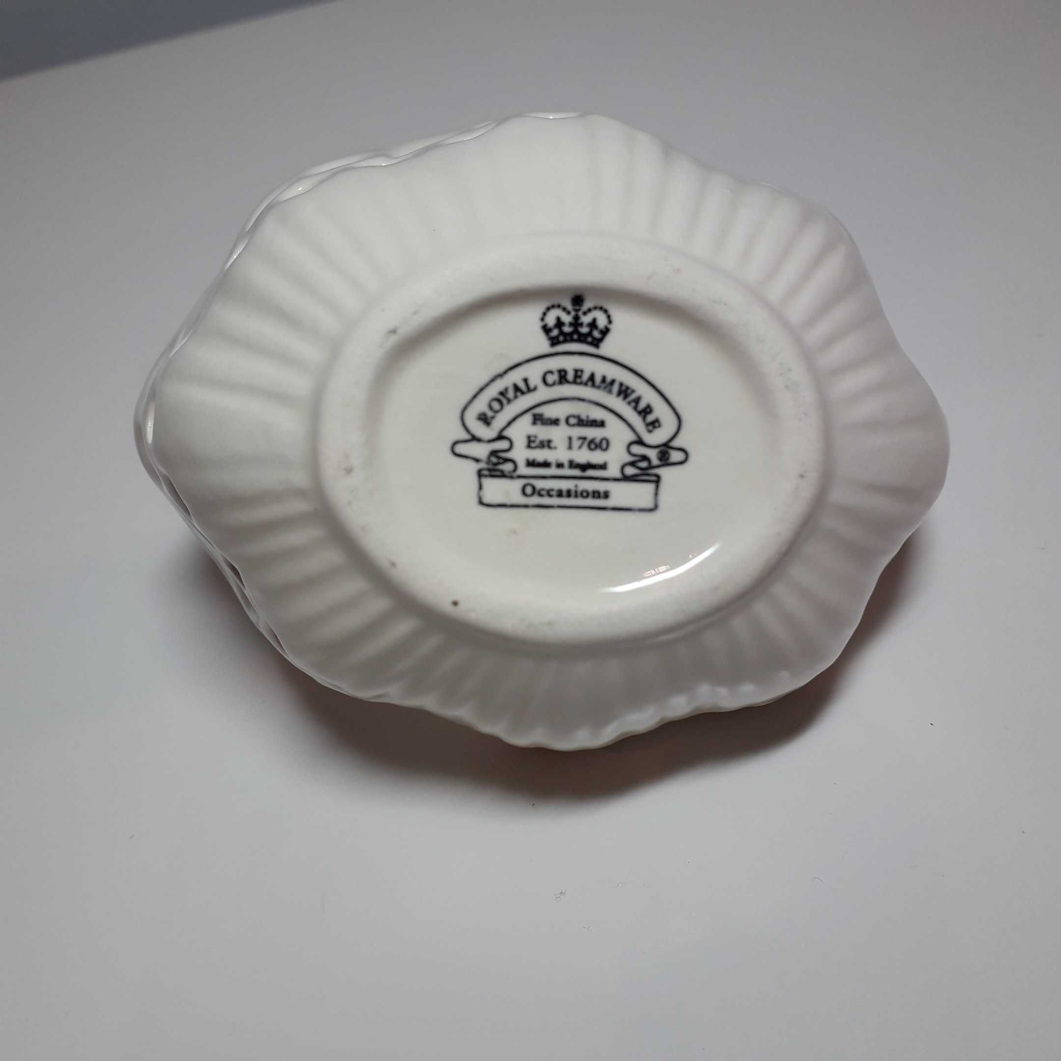 Koszyczek ażurowa porcelana Royal Creamware 1760