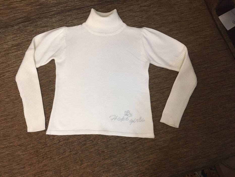 Свитер 140 см Турция.