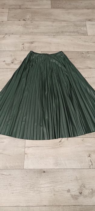 Продам спідницю одягали 1 раз