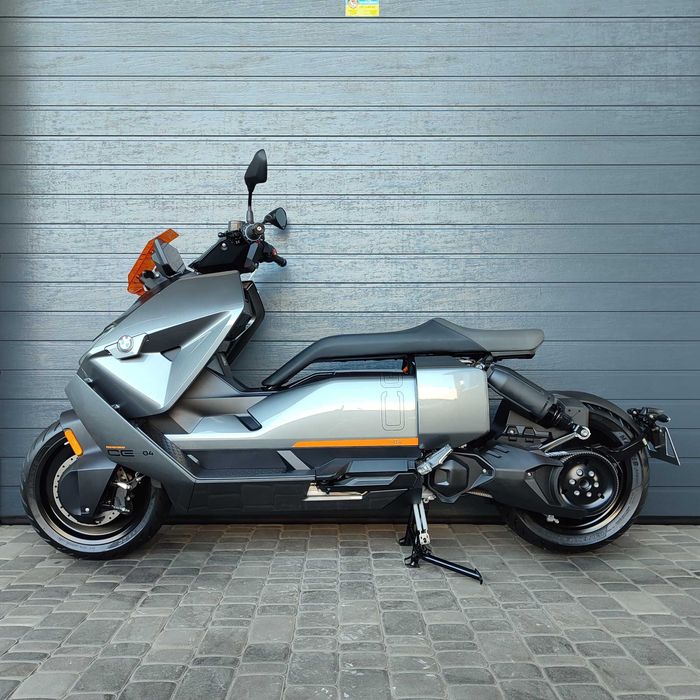 Продам електро-скутер BMW CE 04 (2186)