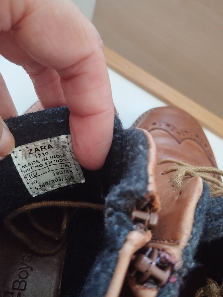 Botas em pele Zara