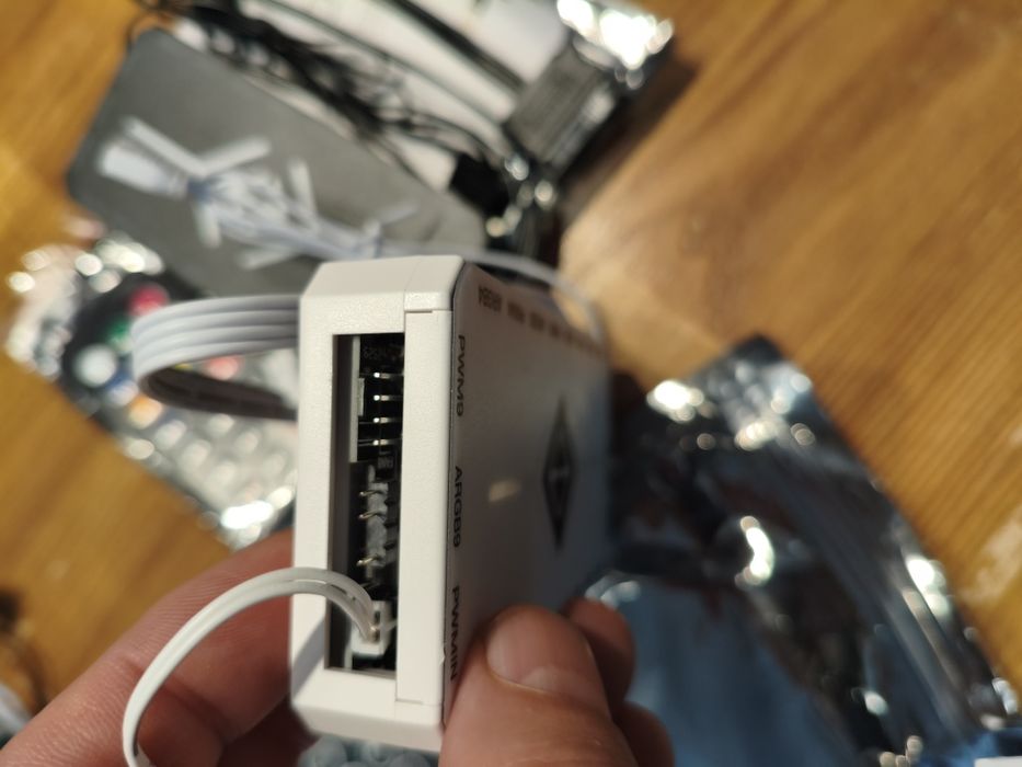 Контроллер argb 3pin питание sata вентиляторы 140 самовивоз