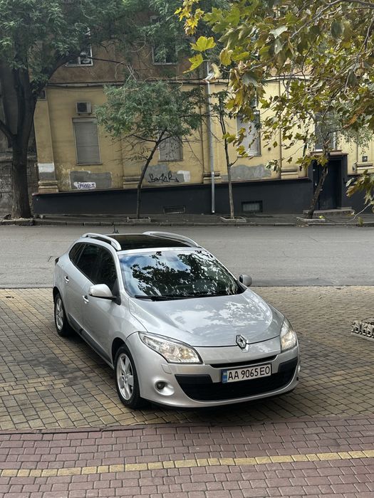 Renaul Megan SunRoof - 1.5dci, автомат