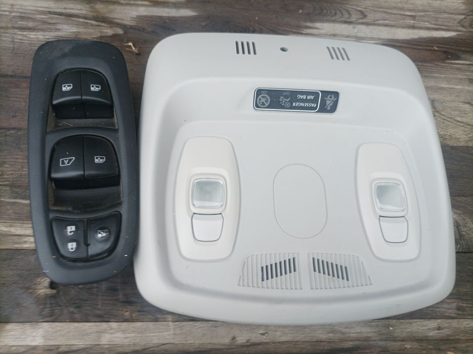 Renault kadjar lampka podsufitki przełącznik szyb