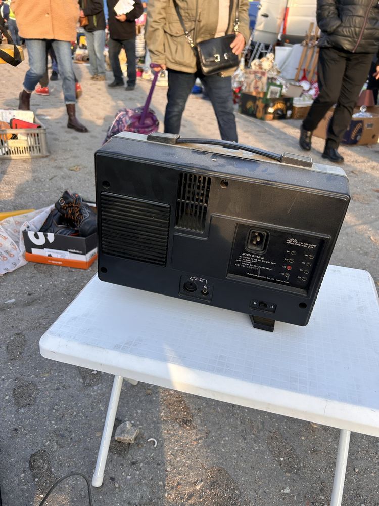 Sprzedam projektor pollas