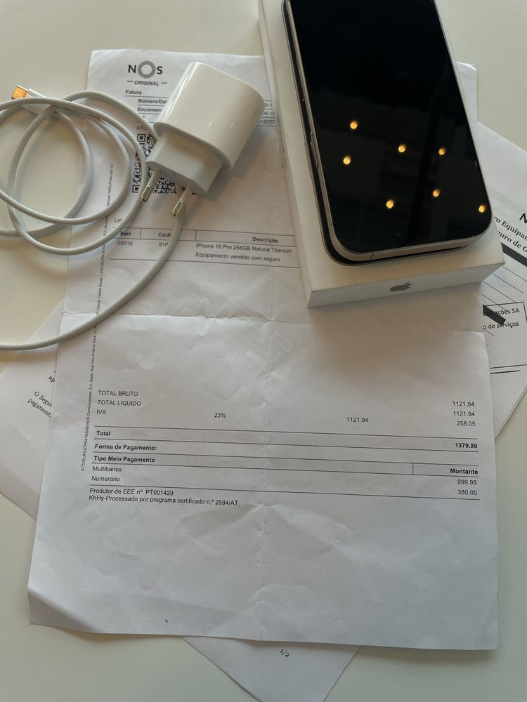 iPhone 16 Pro 256GB Natural Titanium - Como Novo, com Garantia